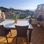 3 Pièces Avec Balcon Et Accès à - Fr-1-780-55 Appartement Sainte-Maxime
