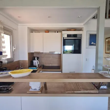 Apartment 3 Pieces Avec Vue Dans Avec Piscine Proche - Fr-1-780-55