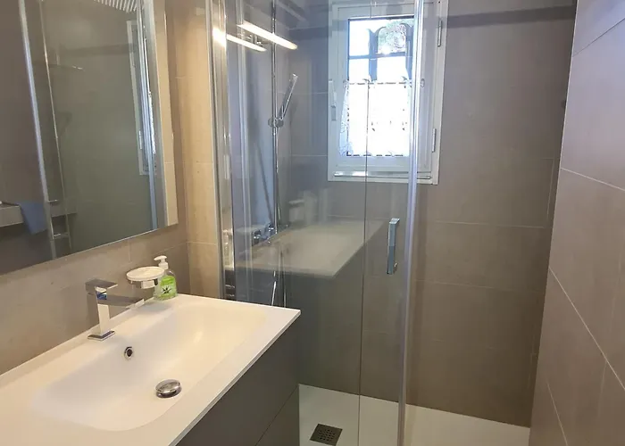 3 Pieces Avec Vue Dans Avec Piscine Proche - Fr-1-780-55 דירה *